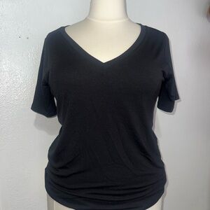 Women’s Black V-Neck Short Sleeve Tee
